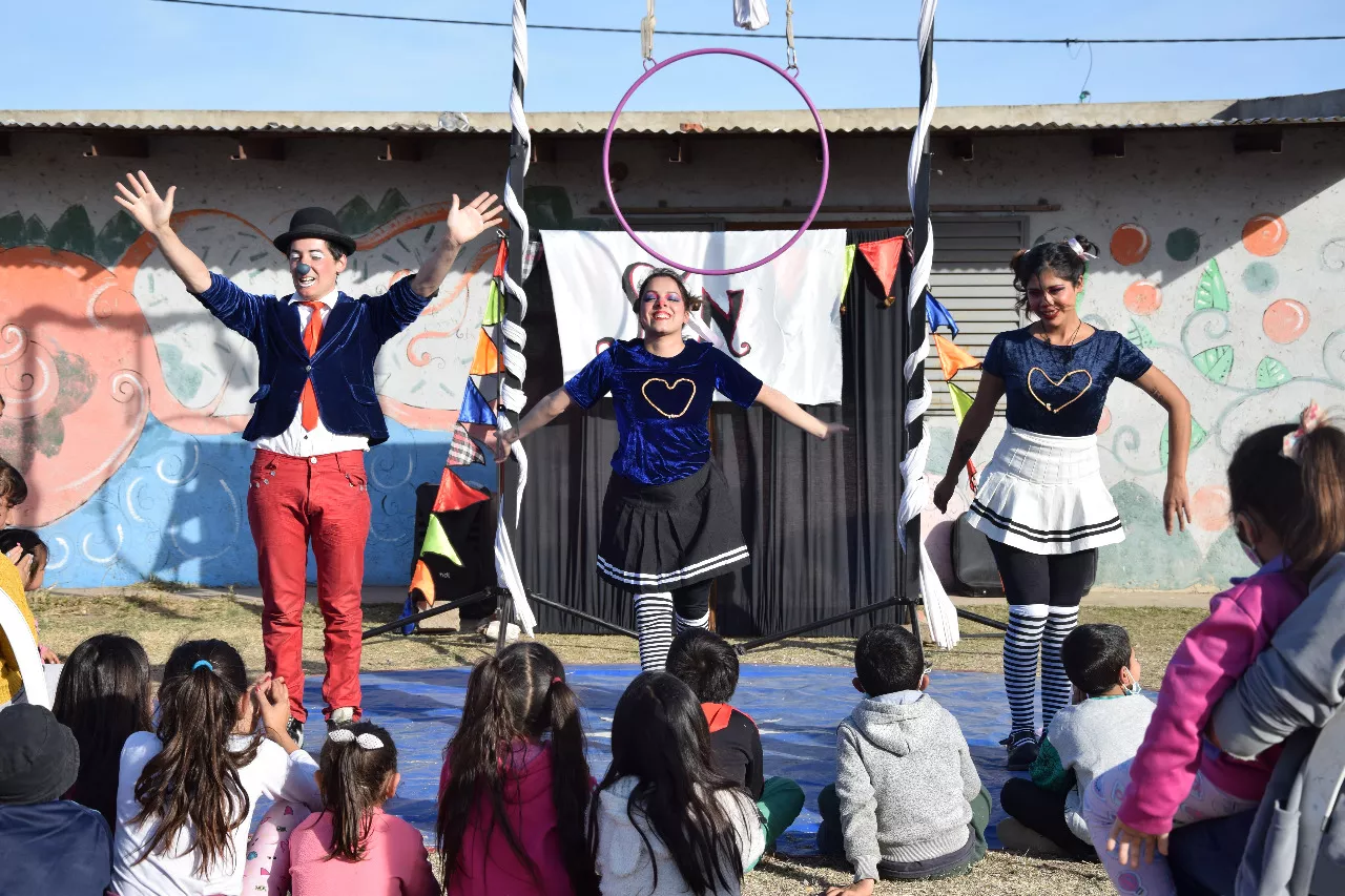 CHAPLIN PRODUCCIONES (6)