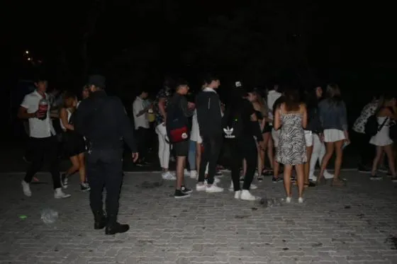 74156-el-gobierno-llama-la-atencion-por-las-fiestas-clandestinas-en-pandemia-20210114171220