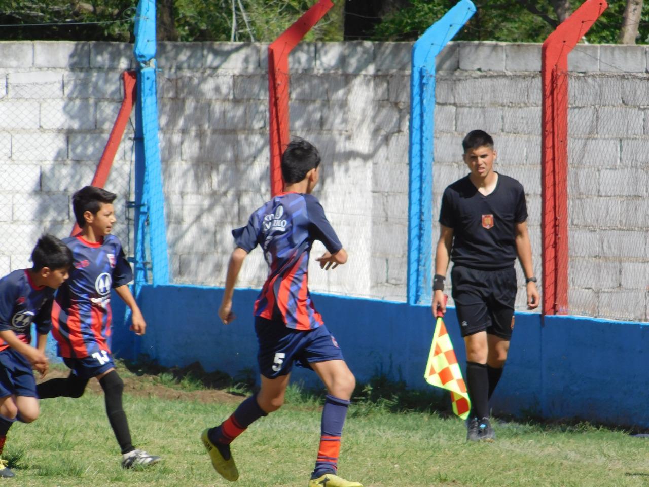Centros Social Juveniles vs Juventud Unida Vuelta (96)
