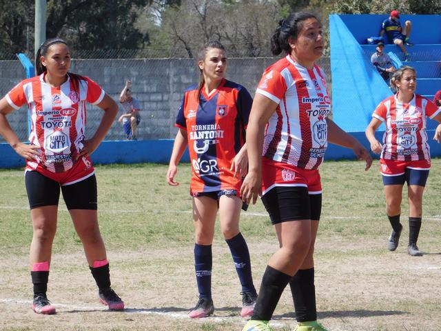FEMENINO SPORTIVO MUNICIPAL (2)
