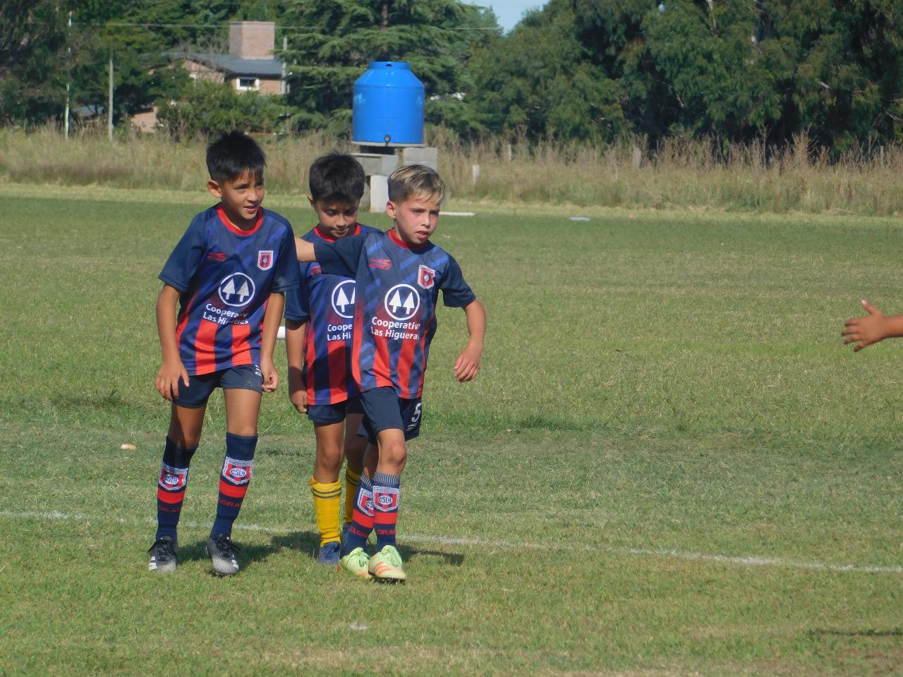 Centro Social Categoria 2013 Relampago Estudiantes (43)