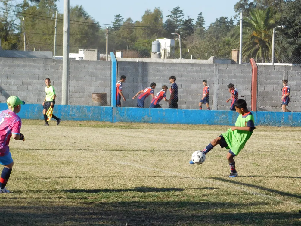 Infantiles Juveniles Centro Social San Lorenzo Bulnes Ateneo Vecinos Argentinso Jrs (76)