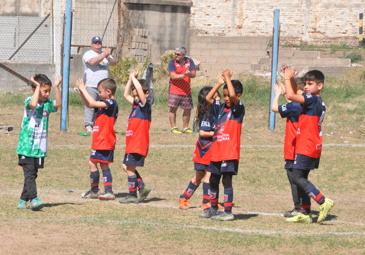 Centro Social vs Defensores de Alberdi vs Juventud Unida Río Cuarto (141)