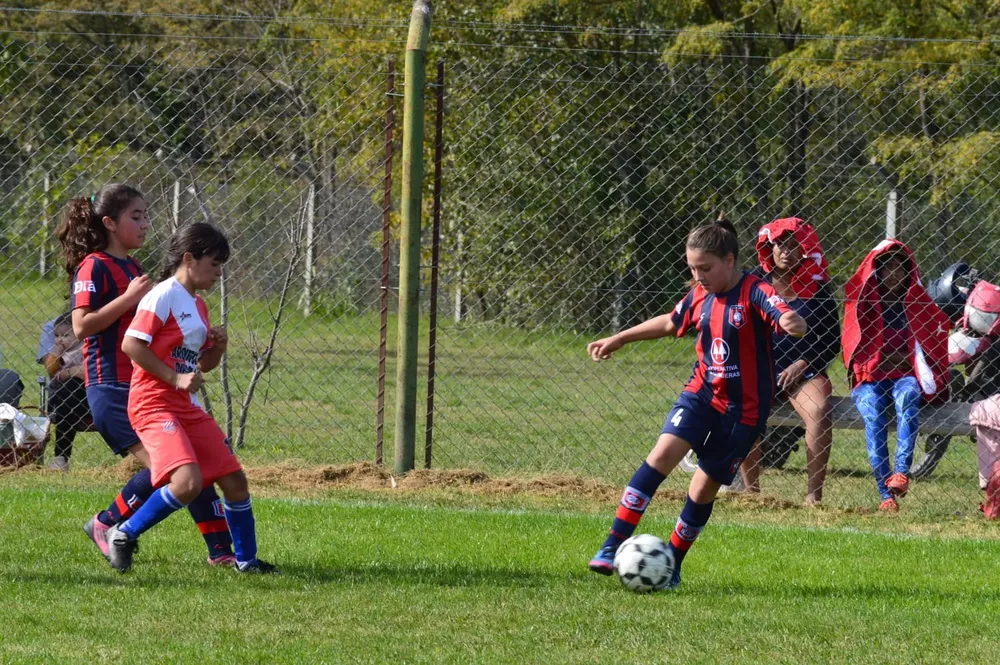 Infantiles Juveniles Centro Social San Lorenzo Bulnes Ateneo Vecinos Argentinso Jrs (25)