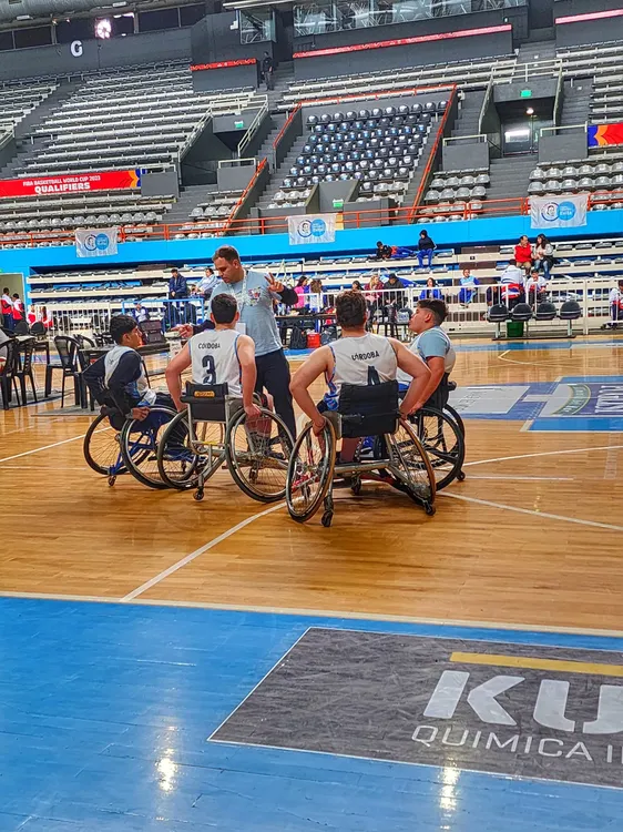 BASQUET ADAPTADO