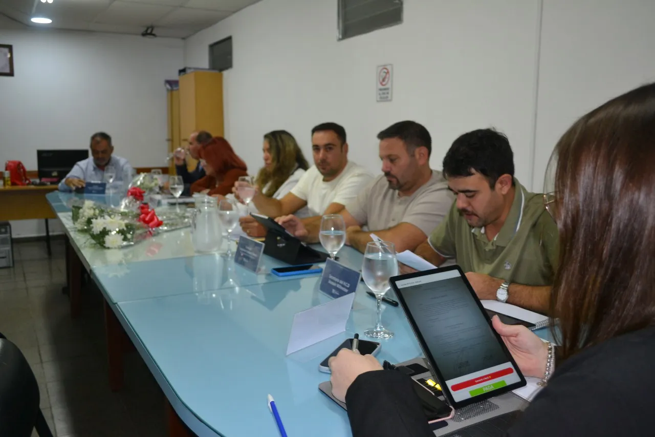 WhatsApp Image 2025-03-15 at 11.44.03