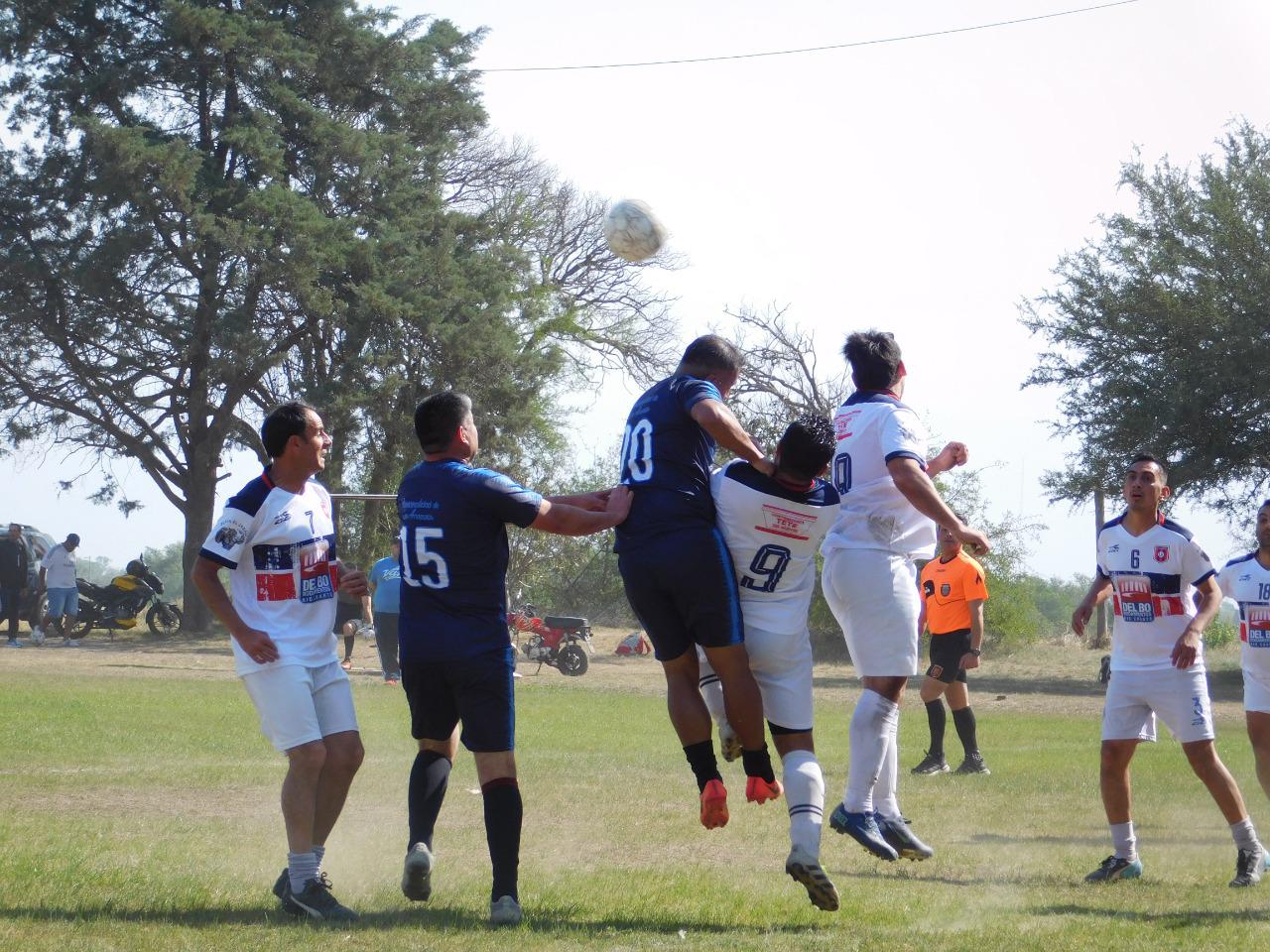 Seniors Las Higueras vs Docentes (12)
