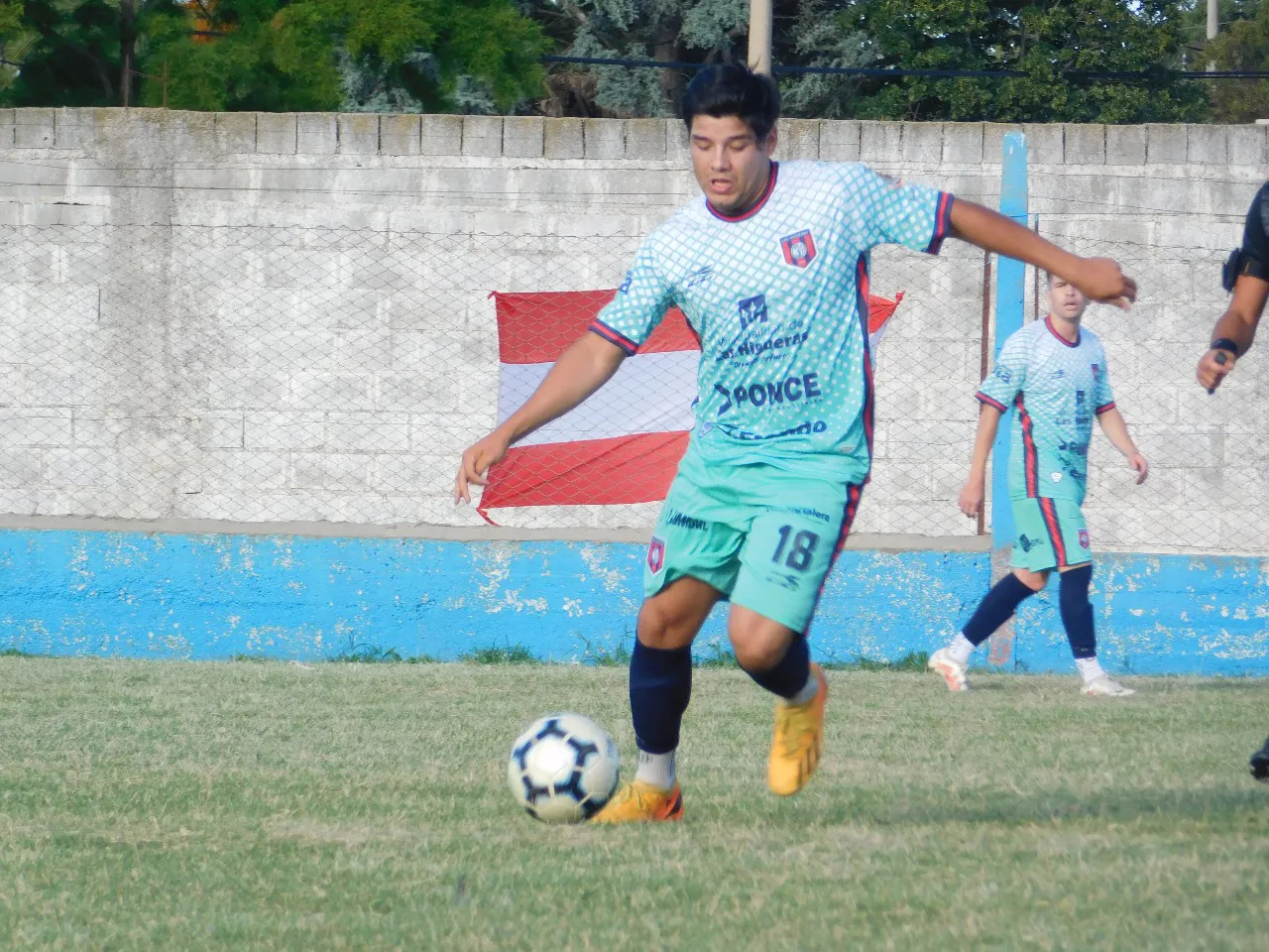 7b4b89daaea6ac255ce9e848398febc2540e44d0