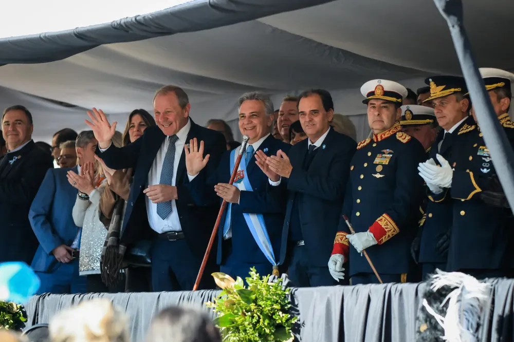 DESFILE CIVICO MILITAR (15)