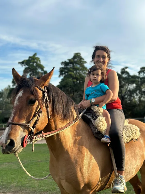 EQUINOTERAPIA Y MONTA (9)