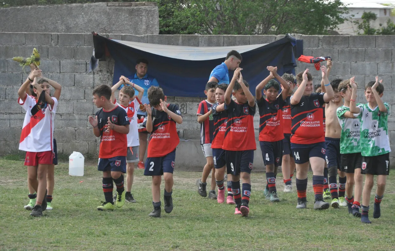 Centro Social Banda Norte B Correos y Telecomunicaciones (144)