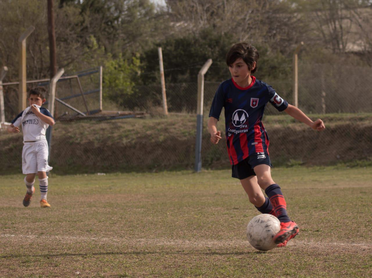 Atenas B vs Centro Social (8)