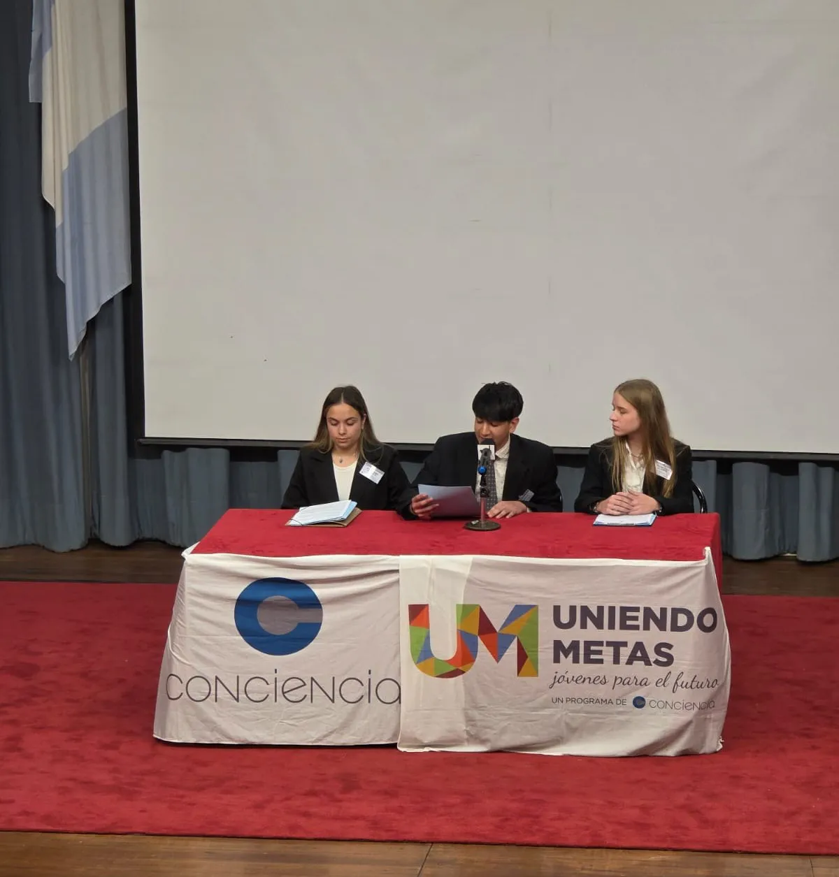 UNIENDO METAS (3)