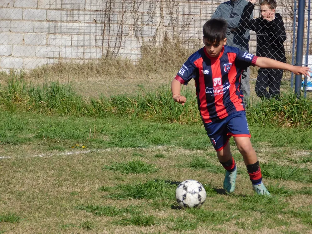 Centro Social Banda Norte Correos Renato Cesarini (165)