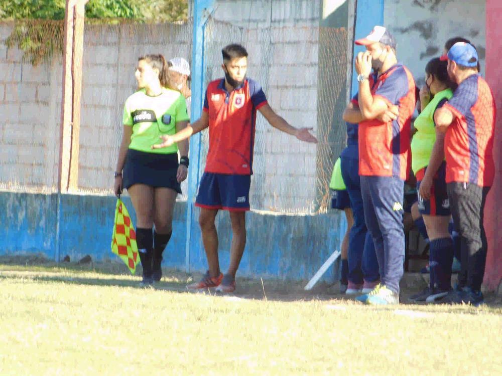 Centro Social F vs Atenas_36