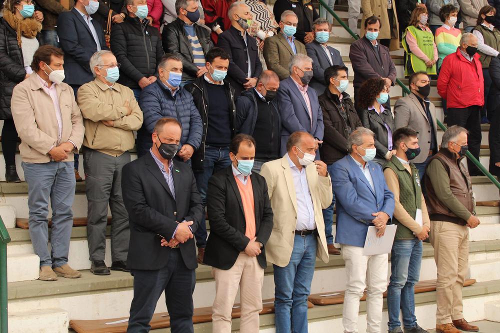 SOCIEDAD RURAL (2)
