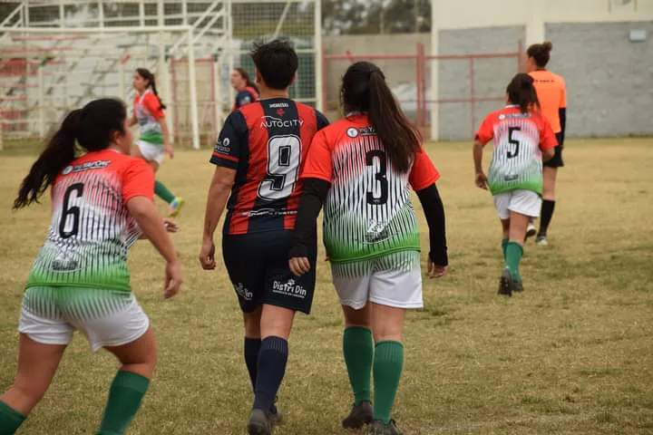 Centro Social Socialeras vs Juventud Unida  (9)