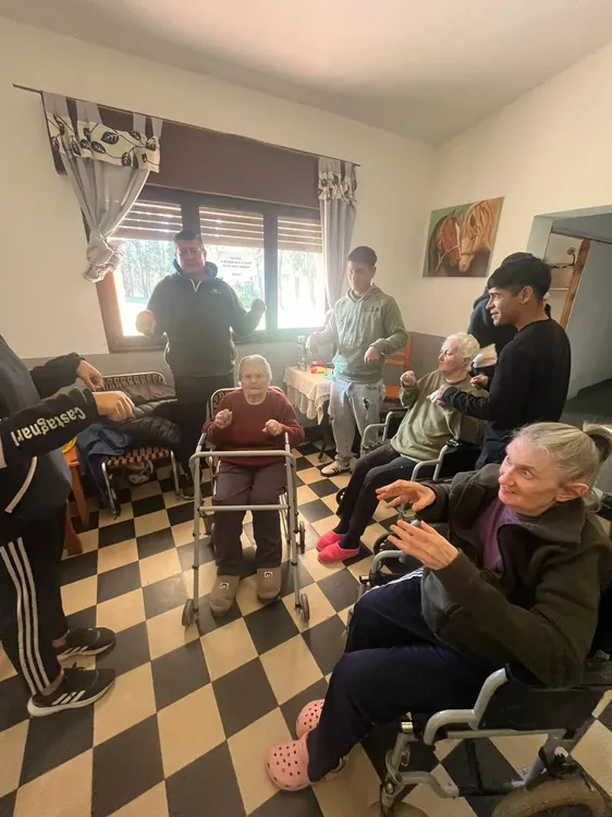 VISITA RESIDENCIA DE ORO (6)