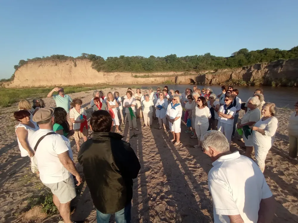 ABRIENDO SURCOS (3)