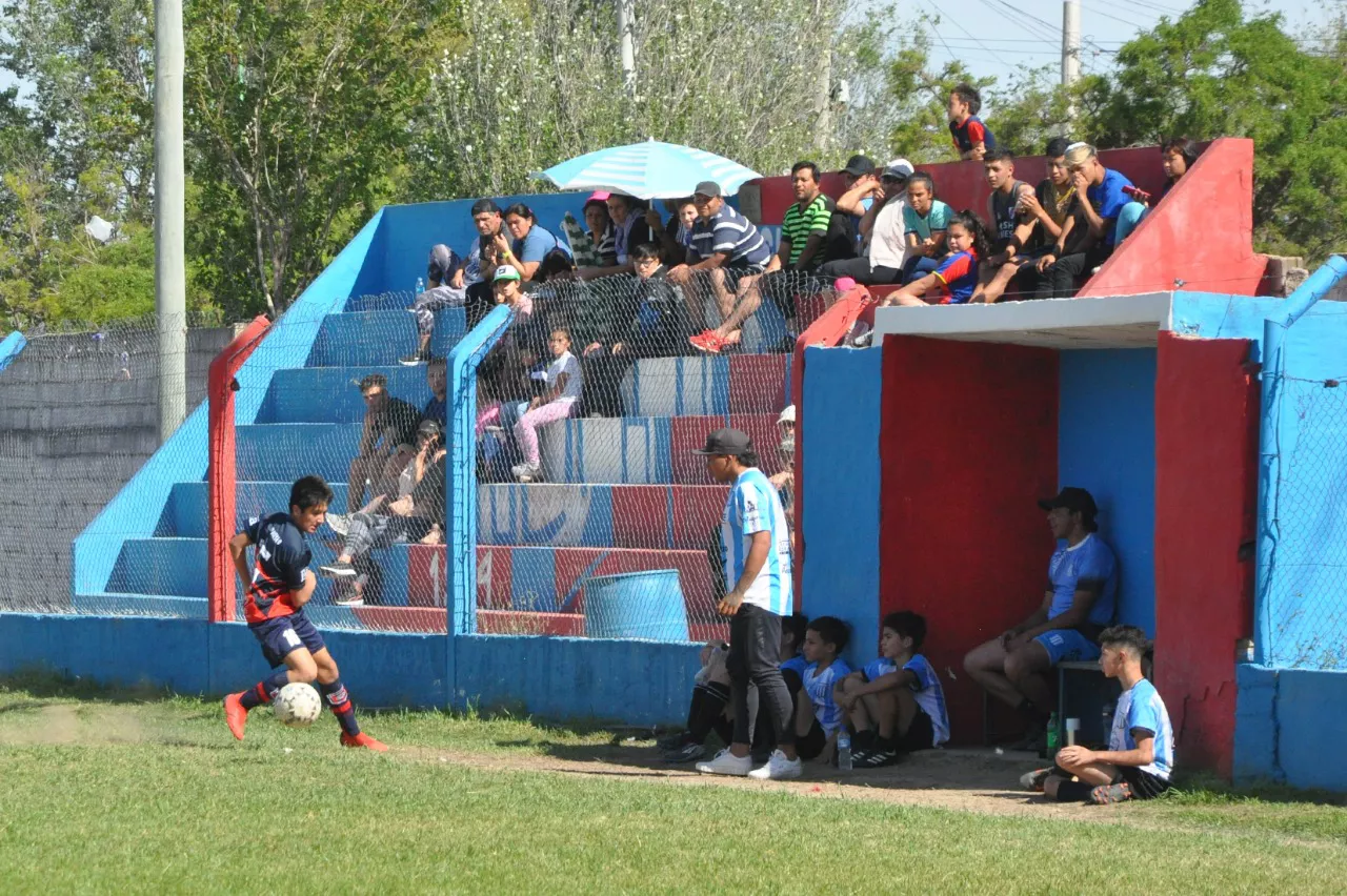 Centro Social vs Alberdi B vs San Cayetano (183)