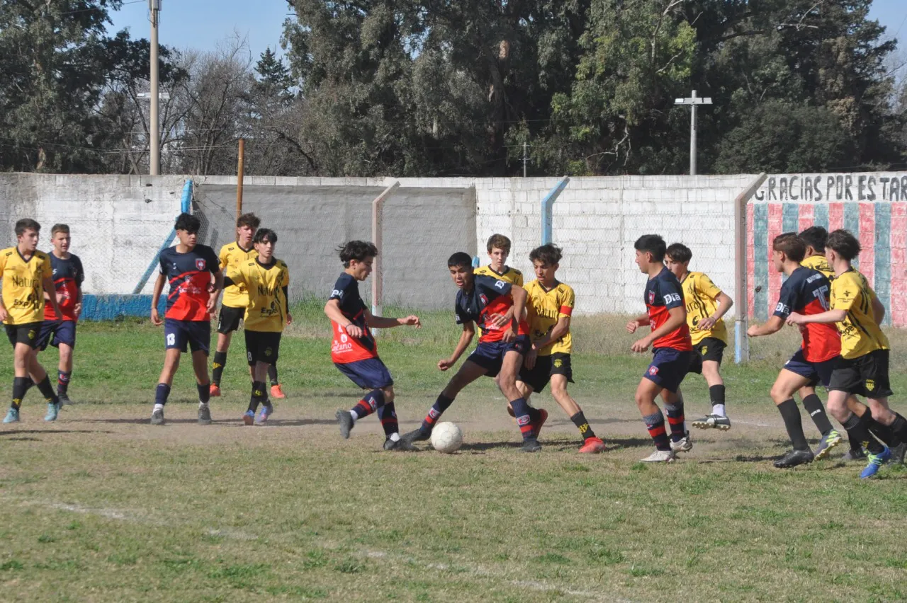 Centro Social Deportivo Municipal Acción Juvenil Socialeritas (32)