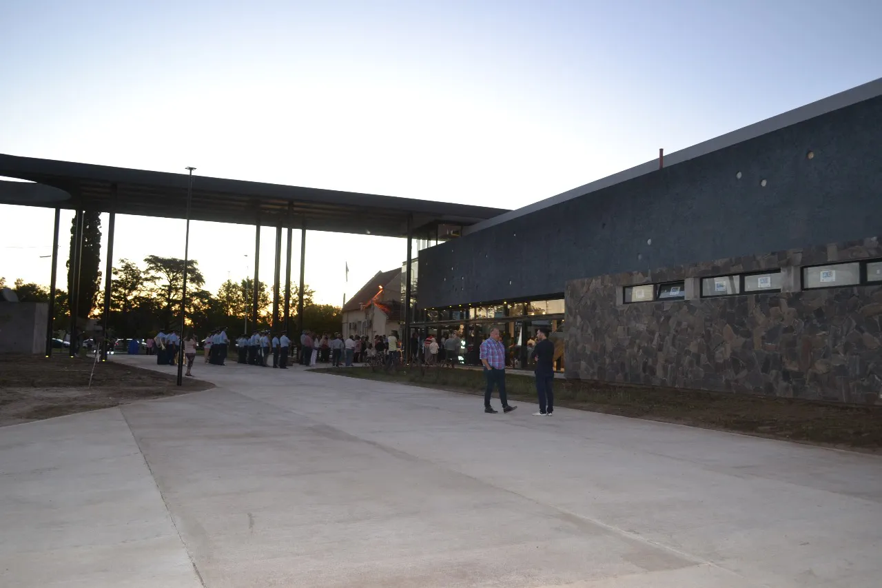 Escudero Inauguración Municipalidad (17)