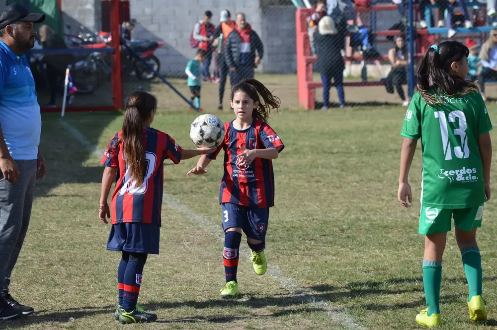 Infanto Juveniles Centro Social San Cayetano Accion Juvenil Banda Norte (210)