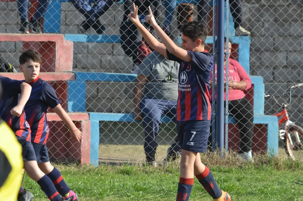 Centro Social Banda Norte Correos Renato Cesarini (64)