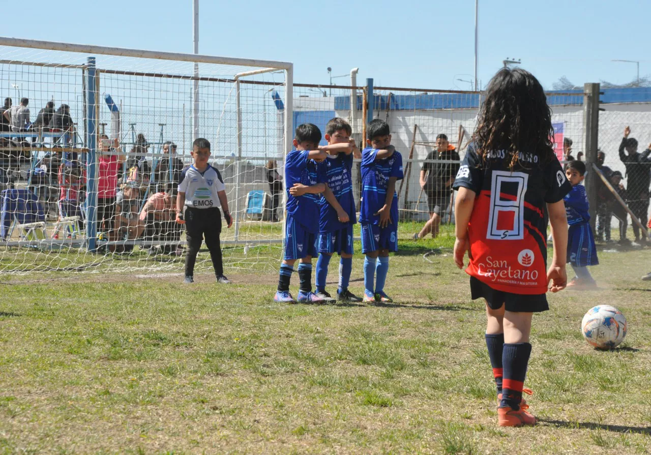 Centro Social vs Defensores de Alberdi vs Juventud Unida Río Cuarto (127)
