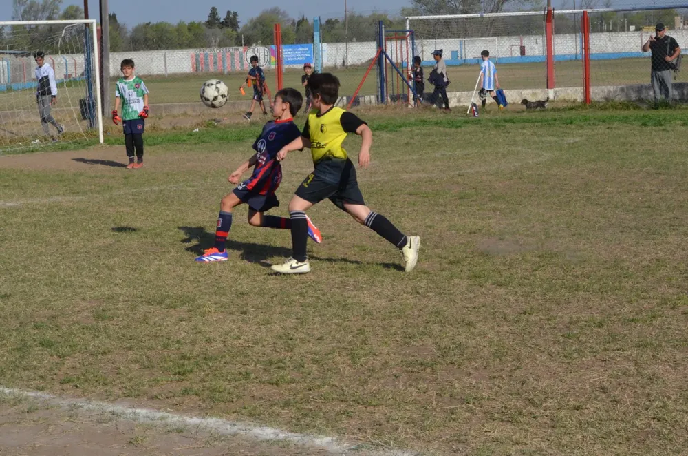 Centro Social Banda Norte Correos Renato Cesarini (66)