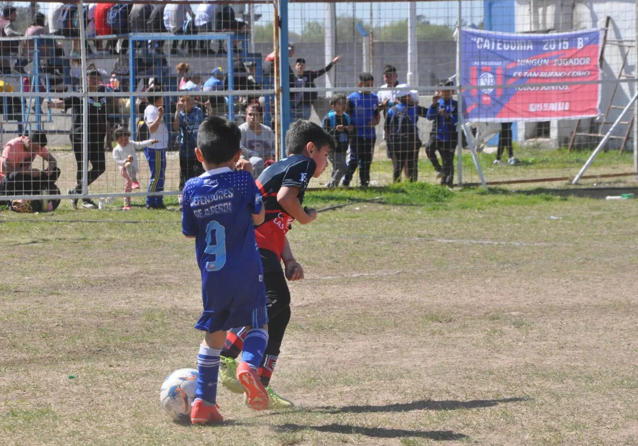 Centro Social vs Defensores de Alberdi vs Juventud Unida Río Cuarto (132)