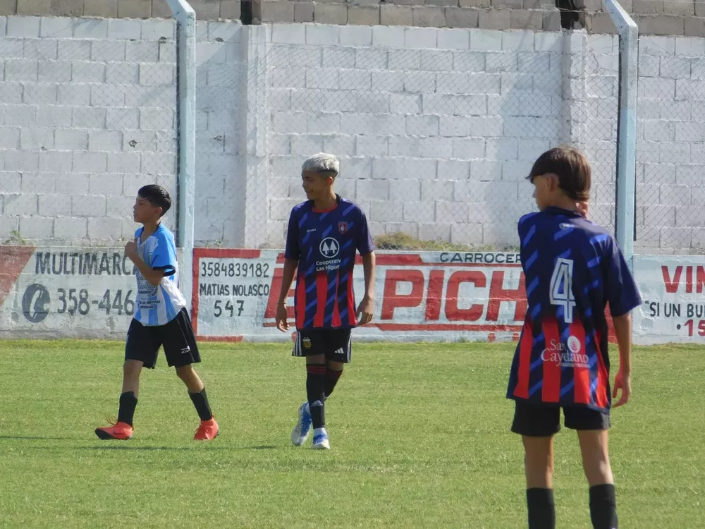 Centro Social Azulgrana vs Alberdi (12)