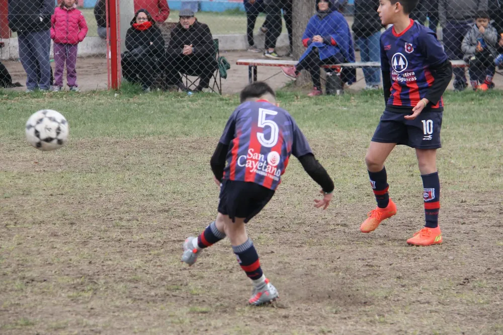 Centro Social Infanto Juvenil vs Social Recreativo Fusion (73)