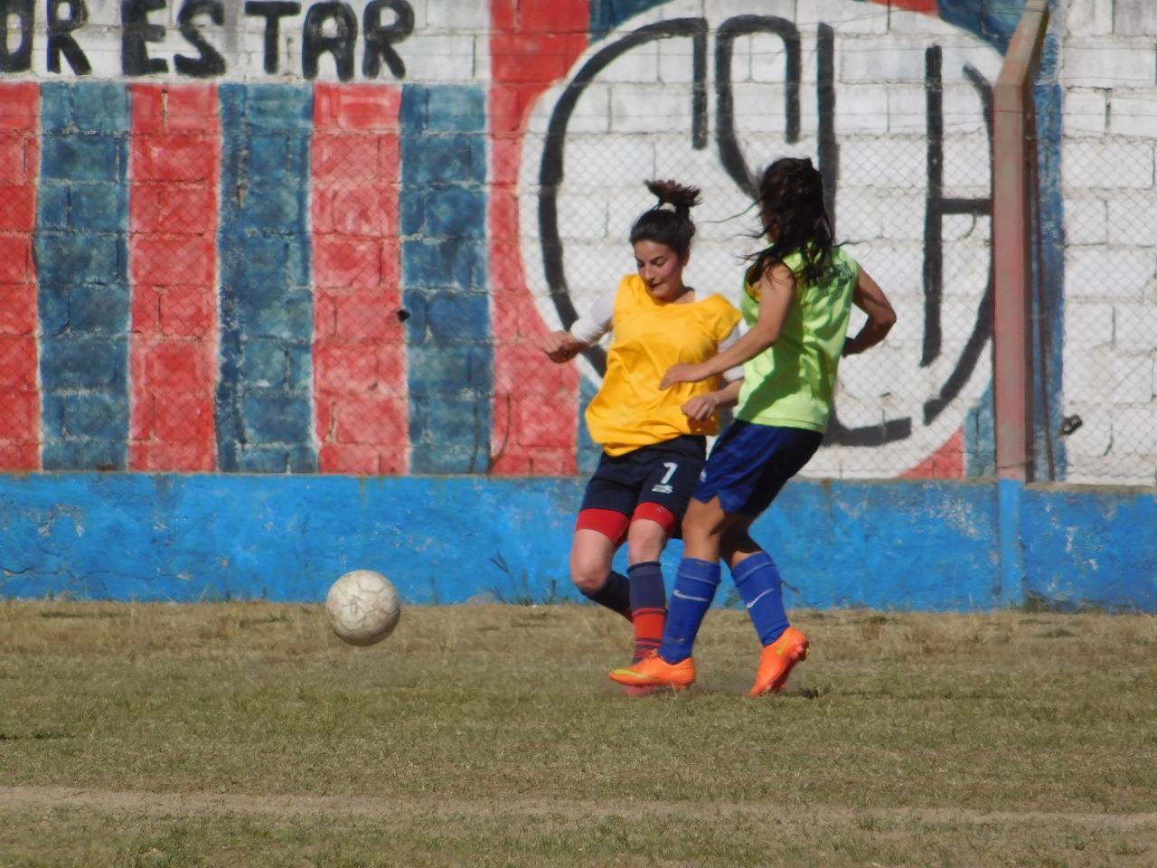 FEMENINO ROSARIO AMARILLO (5)