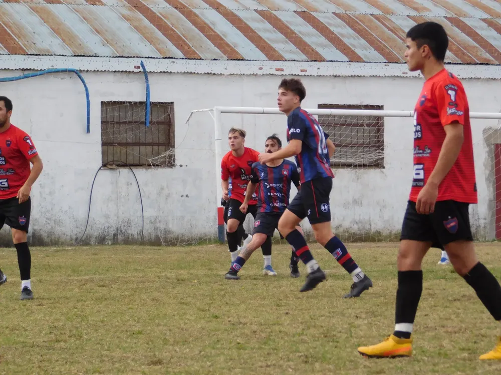 Fecha 10 Los Incas vs Centro Social (30)