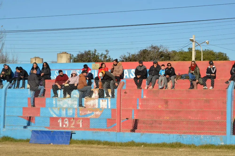 Centro Social San Lorenzo Bulnes Talleres Las Acequias Los Incas Achiras (30)