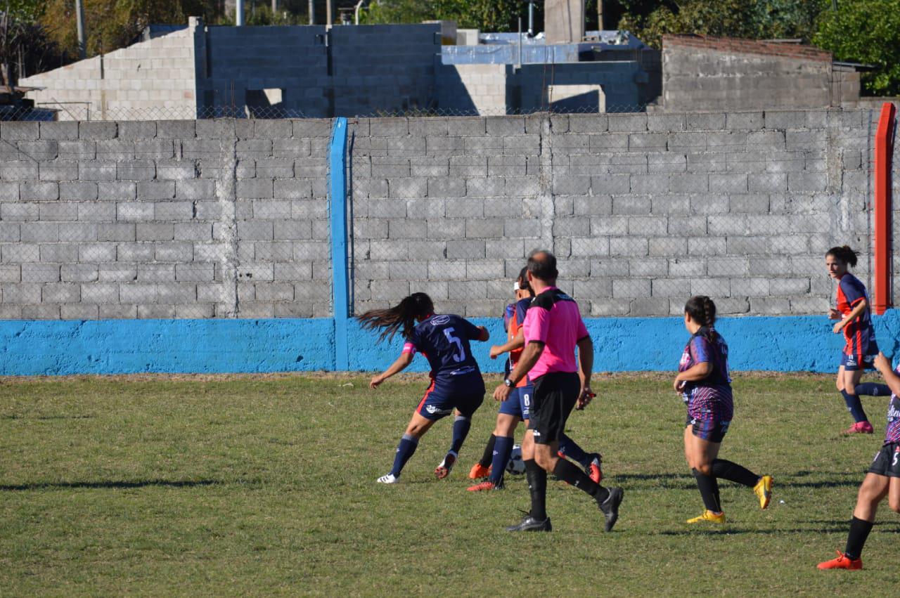 FÚTBOL FEMENINO (6)