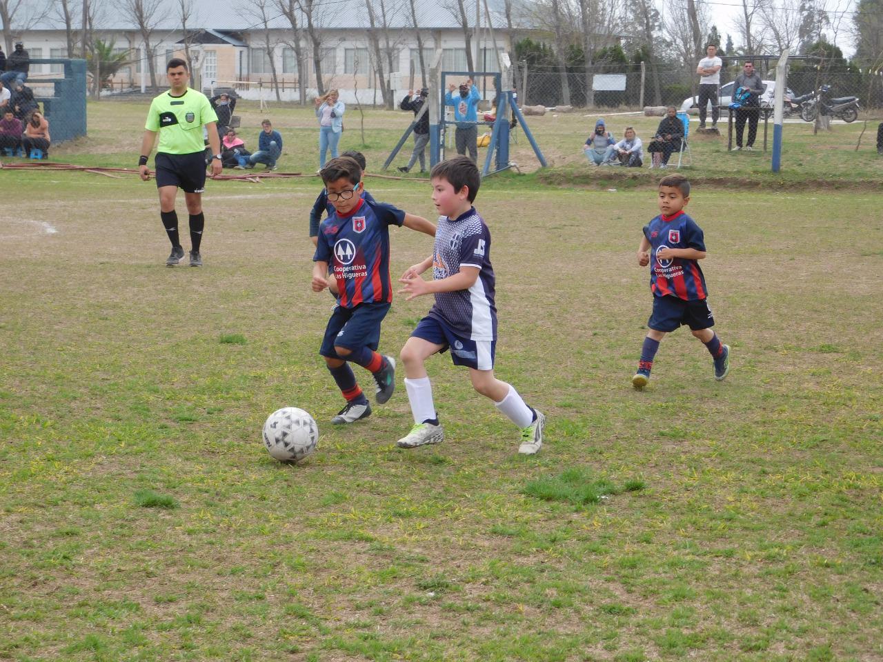 Atenas B vs Centro Social (26)