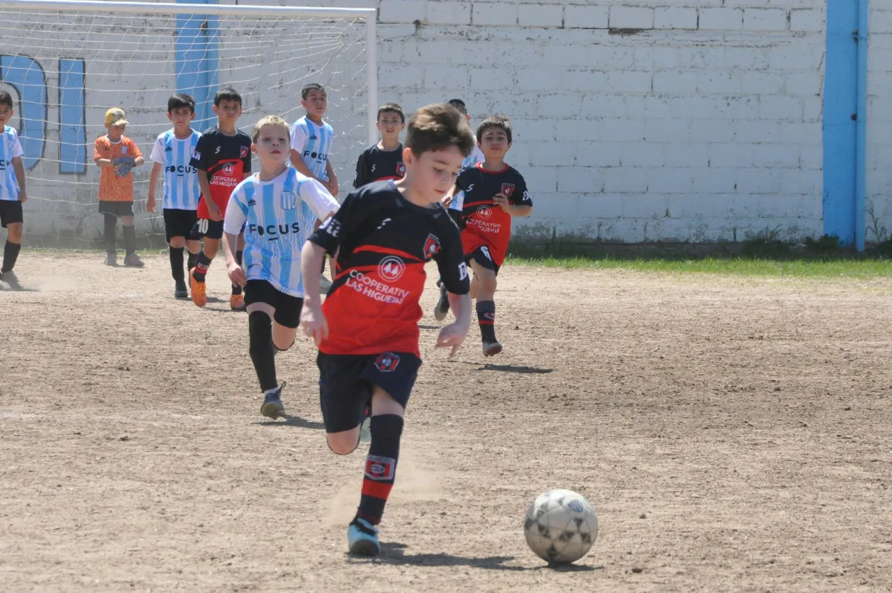 Centro Social Alberdi  Atenas (1)