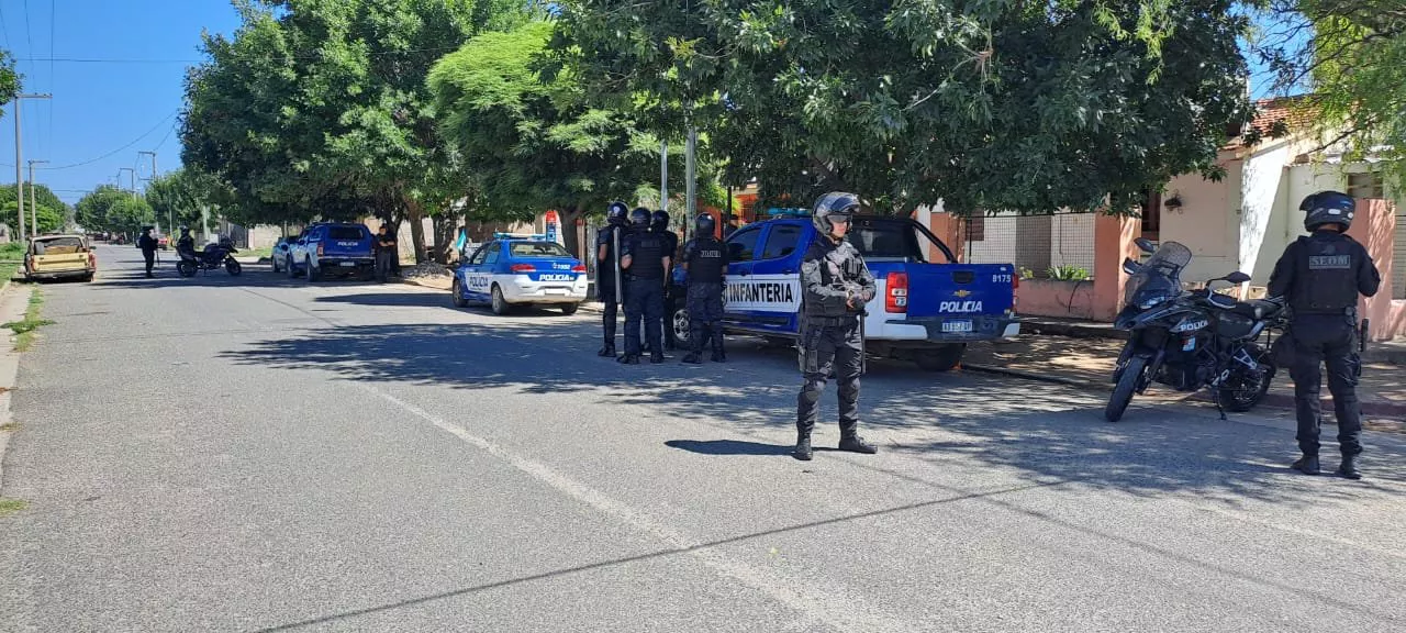 172013_1676061469_213