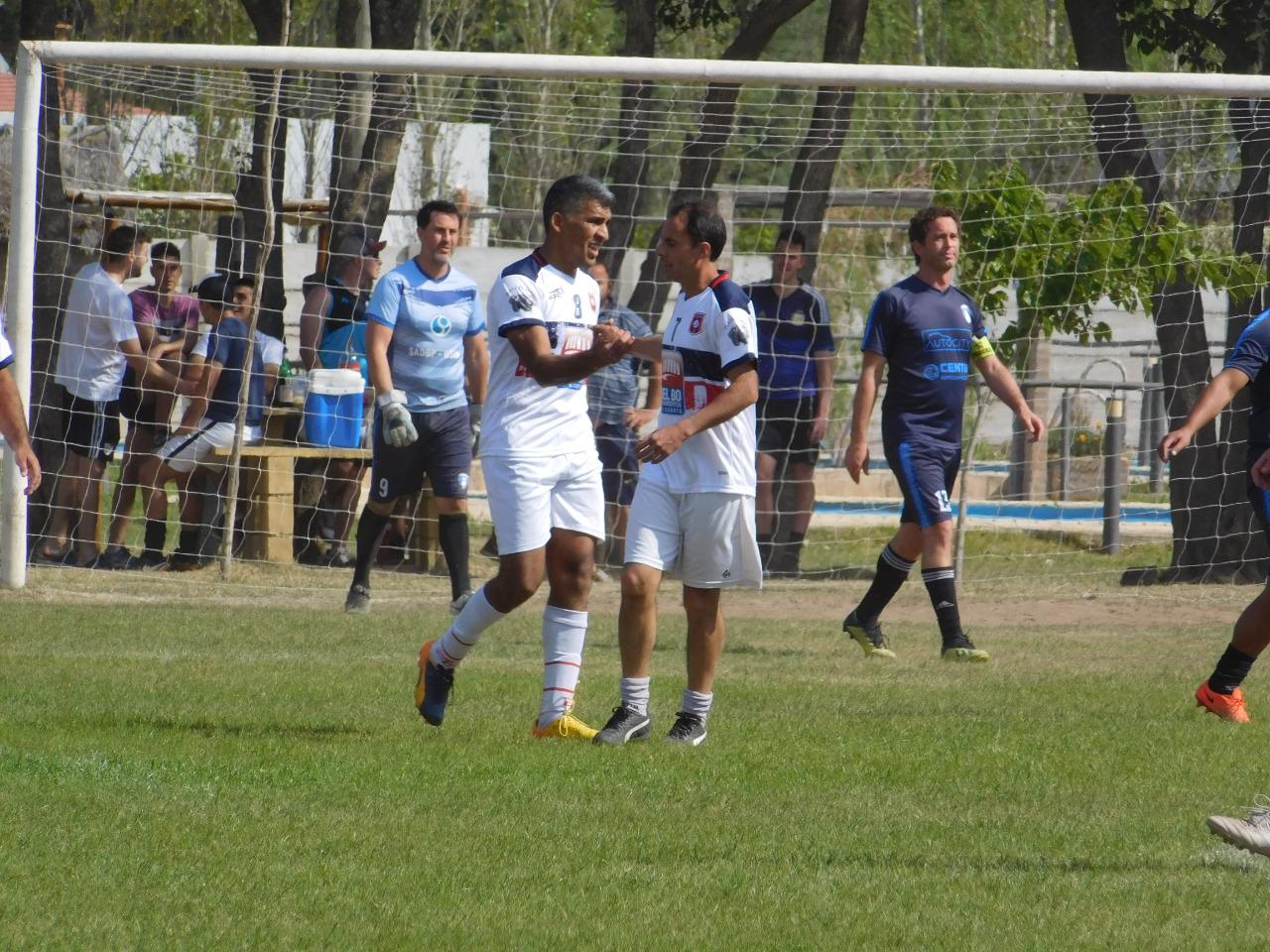 Seniors Las Higueras vs Docentes (7)