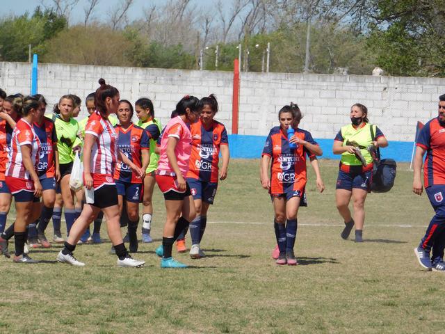 FEMENINO SPORTIVO MUNICIPAL (26)