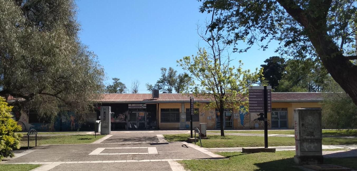 COMEDOR UNIVERSITARIO (2)