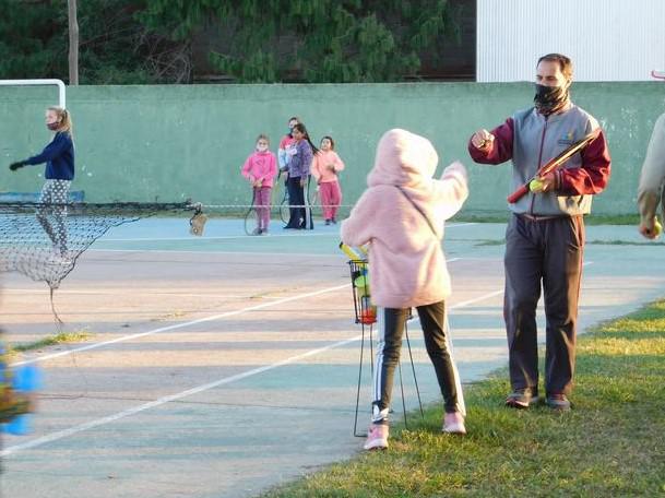 POLIDEPORTIVO MAYO (29)