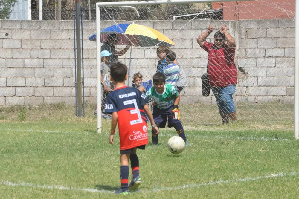 Centro Social Blaugranas vs Alberdi (17)