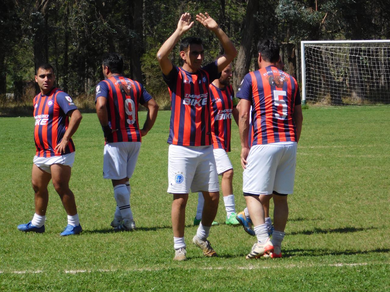 Profes Las Higueras vs Contadores vs Periodistas (12)