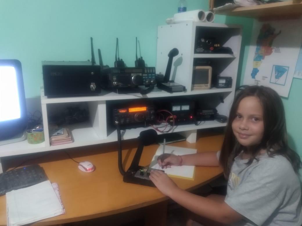 Hoy conocemos al radio aficionado más joven de la Argentina – Radio Nacional