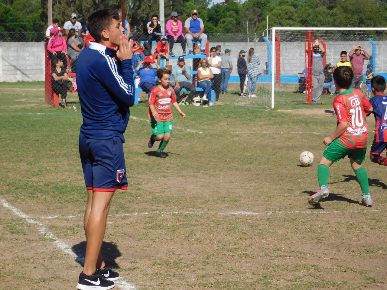 Centros Social Juveniles vs Juventud Unida Vuelta (89)