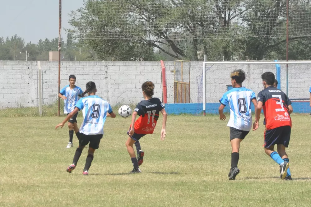 Centro Social Blaugranas vs Alberdi (9)