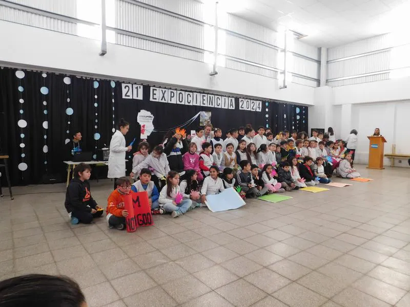 CE JORGE NEWBERY (1)